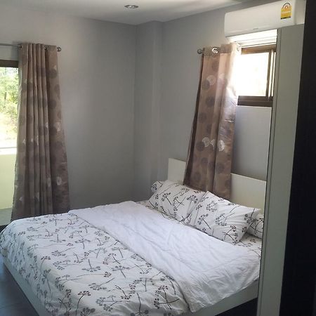 Living Room Apartments Bang Lut Beach Khaolak Bang Sak Bilik gambar